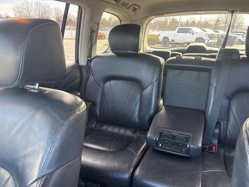 2015 INFINITI QX80 Base