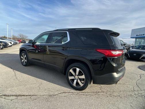 2021 Chevrolet Traverse LT Leather