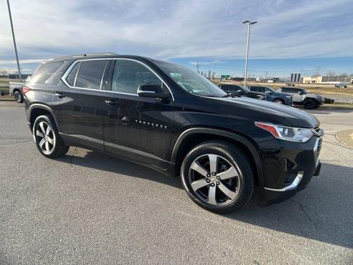 2021 Chevrolet Traverse LT Leather