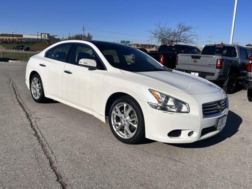 2012 Nissan Maxima SV