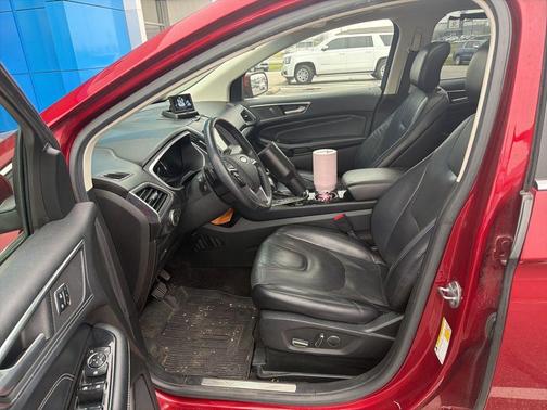 Ruby Red Metallic 2017 Ford Edge Titanium