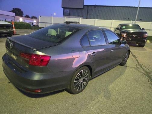 2016 Volkswagen Jetta 1.8T Sport