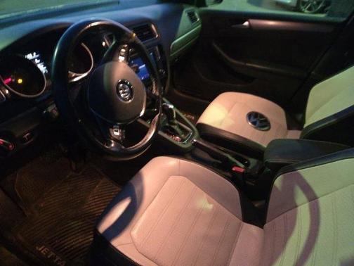 2016 Volkswagen Jetta 1.8T Sport