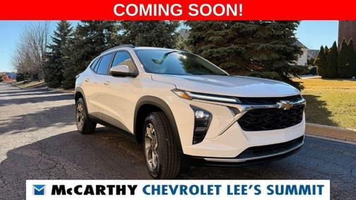 Summit White 2025 Chevrolet Trax LT