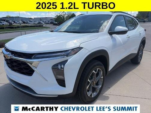 Summit White 2025 Chevrolet Trax LT