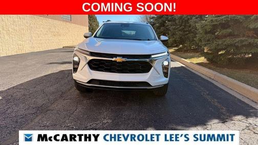 Summit White 2025 Chevrolet Trax LT