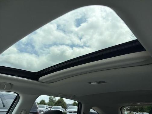 White Diamond Pearl 2016 Honda CR-V EX-L