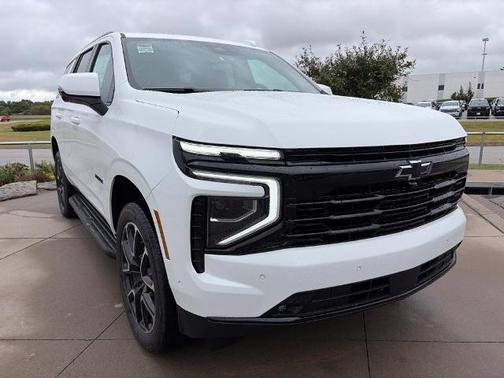 Summit White 2026 Chevrolet Tahoe RST