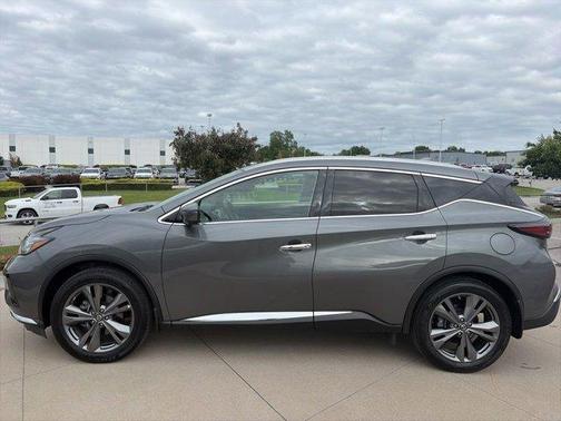 Gun Metallic 2019 Nissan Murano Platinum