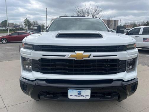 2024 Chevrolet Silverado 2500 Custom