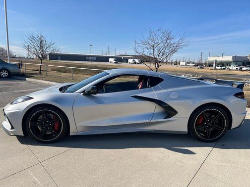 2020 Chevrolet Corvette Stingray w/2LT