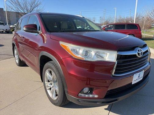 Ooh La La Rouge Mica 2015 Toyota Highlander Limited