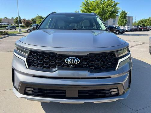 Silver 2021 Kia Sorento SX-PRESTIGE