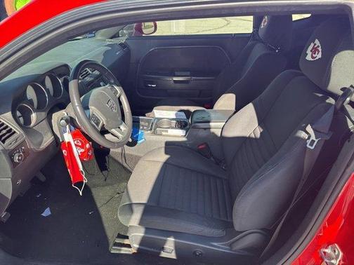 2014 Dodge Challenger SXT