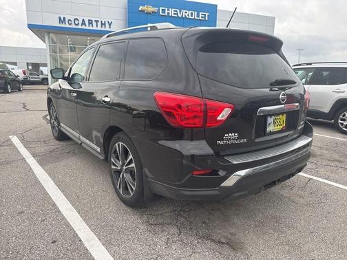 Magnetic Black 2017 Nissan Pathfinder Platinum