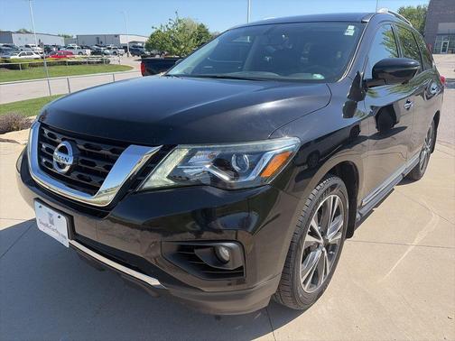Magnetic Black 2017 Nissan Pathfinder Platinum