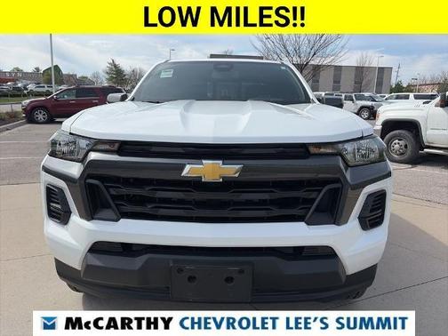 Summit White 2025 Chevrolet Colorado LT