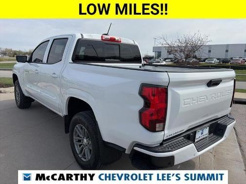 Summit White 2025 Chevrolet Colorado LT