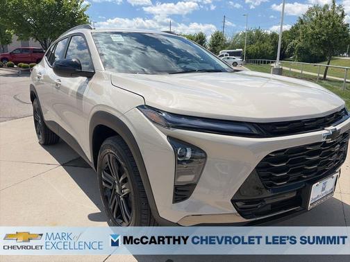 White Sand 2026 Chevrolet Trax ACTIV