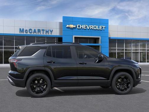 Mosaic Black Metallic 2026 Chevrolet Equinox LT
