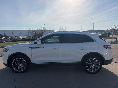 2021 Lincoln Nautilus Reserve