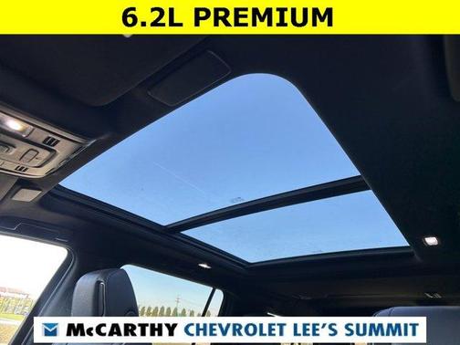 2022 Cadillac Escalade ESV Premium Luxury