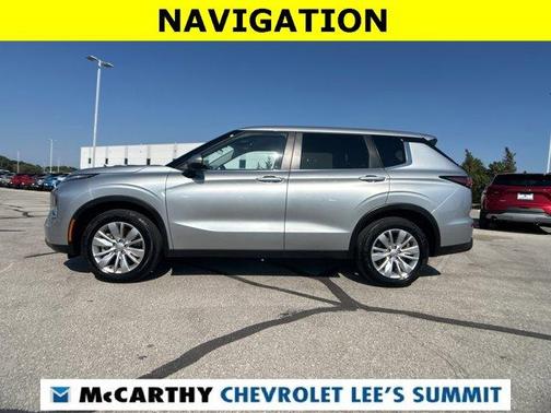 2025 Mitsubishi Outlander ES