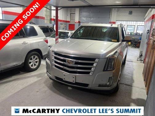 2019 Cadillac Escalade Luxury