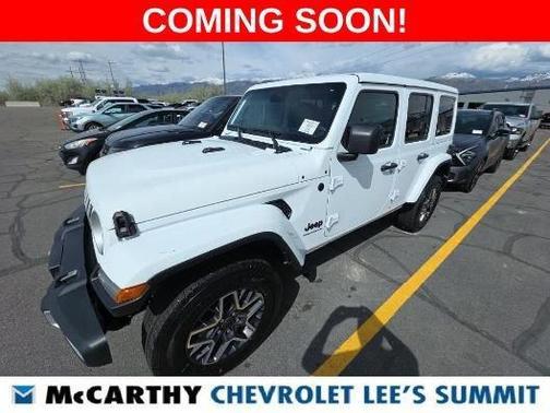 Bright White Clearcoat 2025 Jeep Wrangler Sahara
