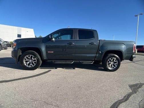 2017 GMC Canyon SLE