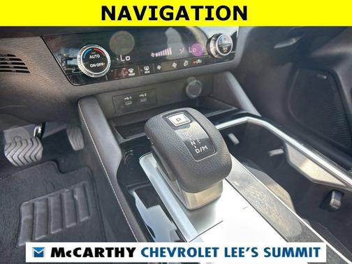 2025 Mitsubishi Outlander ES