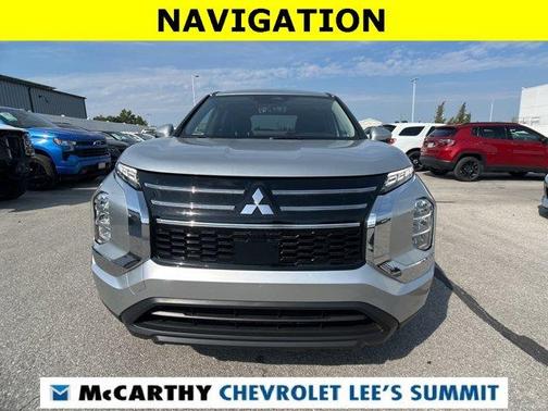 2025 Mitsubishi Outlander ES