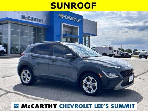 2022 Hyundai KONA SEL