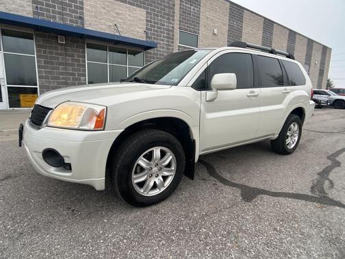 2010 Mitsubishi Endeavor LS