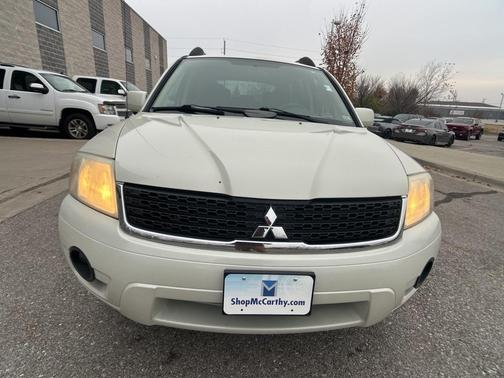 2010 Mitsubishi Endeavor LS