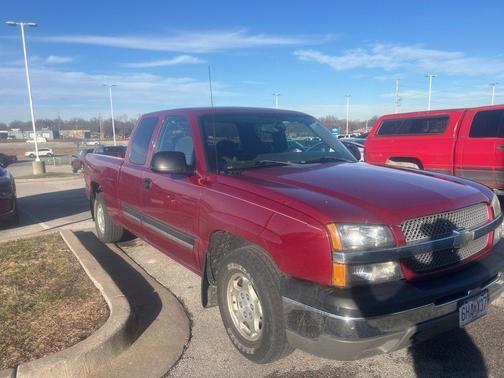 2004 Chevrolet Silverado 1500 LS Extended Cab