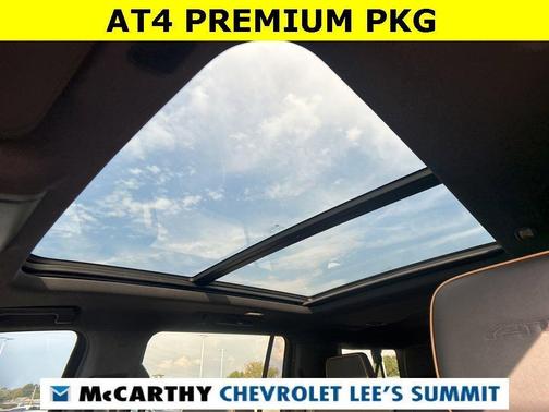 2023 GMC Yukon XL AT4