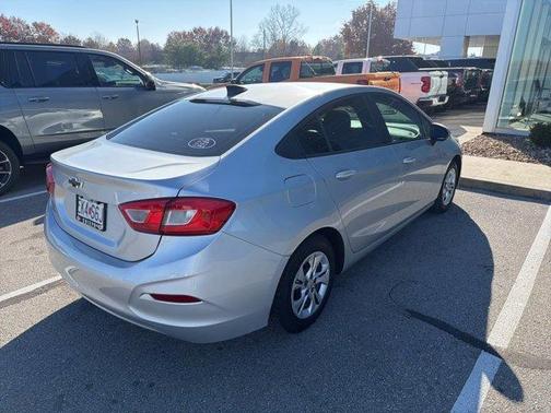 2019 Chevrolet Cruze LS