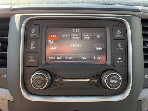 Bright White Clearcoat 2022 RAM 1500 Classic Tradesman