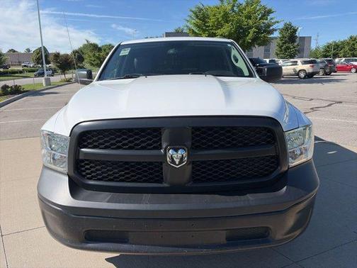 Bright White Clearcoat 2022 RAM 1500 Classic Tradesman