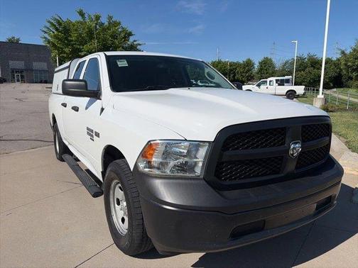 Bright White Clearcoat 2022 RAM 1500 Classic Tradesman
