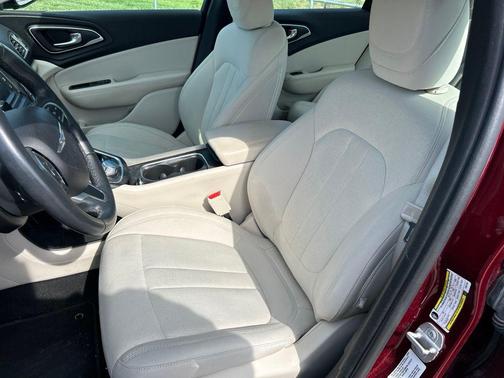 Velvet 2015 Chrysler 200 Limited