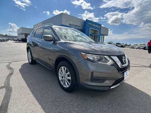 2017 Nissan Rogue SV