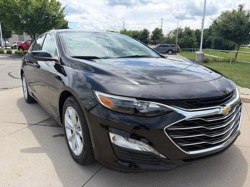 Black Metallic 2023 Chevrolet Malibu LT
