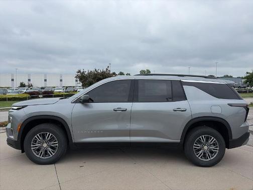 Sterling Gray Metallic 2026 Chevrolet Traverse LT