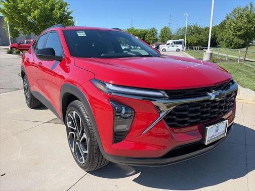 Red 2026 Chevrolet Trax 2RS