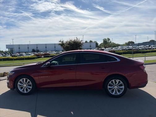 Red Tinted Clearcoat 2019 Chevrolet Malibu LT