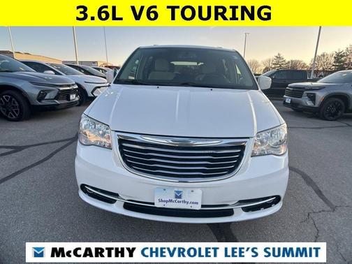 2015 Chrysler Town & Country Touring