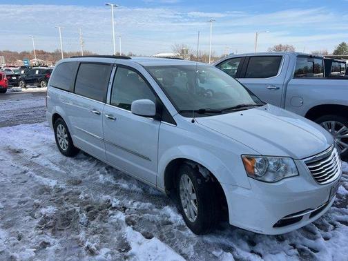 2015 Chrysler Town & Country Touring