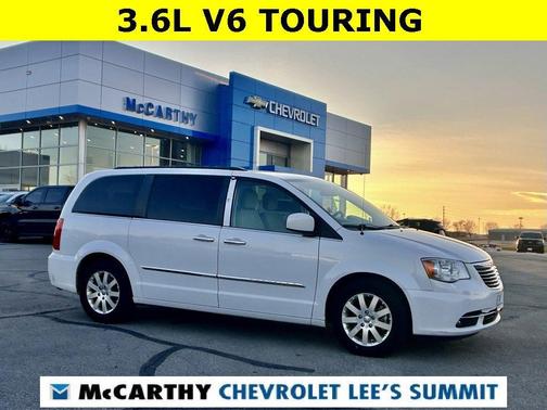 2015 Chrysler Town & Country Touring